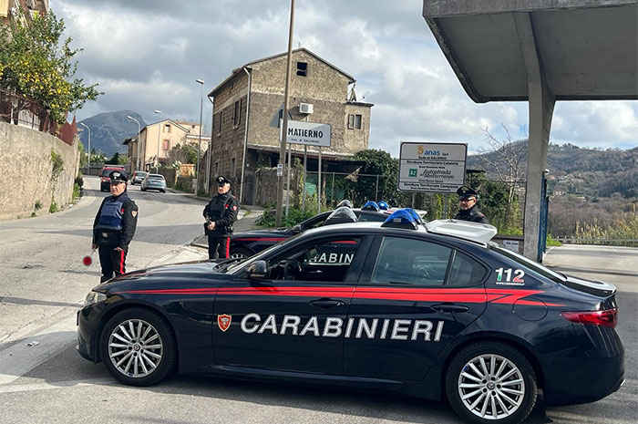 Salerno, blitz a Matierno: sequestrate armi