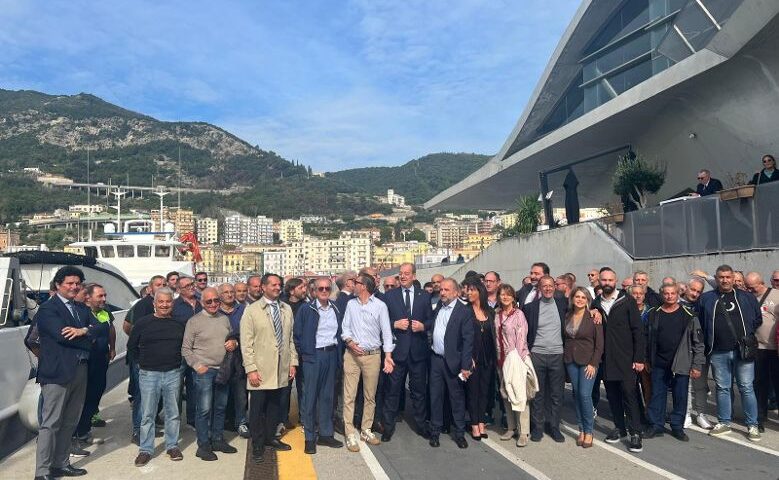 Pesca, Iannone (Fdi): grazie a La Pietra per l’incontro a Salerno con i tonnieri