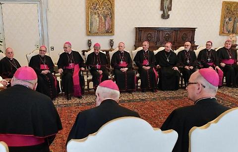 Regionali, i Vescovi della Campania: “recarsi alle urne è un atto di responsabilità, non votare è rinunciare al futuro”