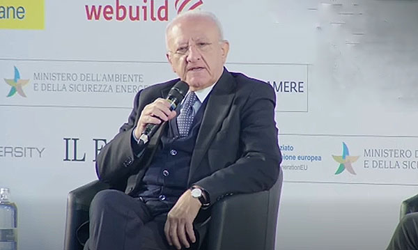 Campania, De Luca attacca Fico: “Il tempo delle scemenze è finito. Farò politica altri 25 anni”