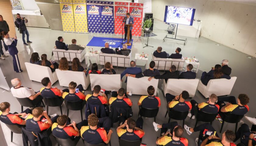 Rari Nantes Nuoto Salerno, presentata la stagione agonistica 2025/2026