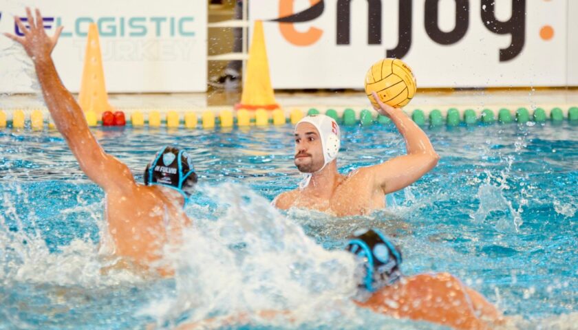 Rari Nantes Salerno, sconfitta all’esordio contro la Pro Recco