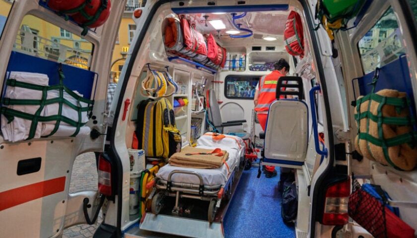 Ascea, personale del 118 aggredito dal figlio di un paziente