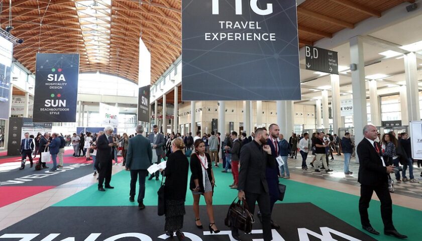 Il Comune di Vietri sul Mare alla TTG di Rimini 2025: dieci anni di promozione turistica internazionale