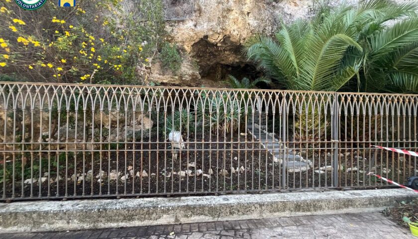 Volontariato Verde Pubblico Salerno riqualifica l’altare di “Forte La Carnale” a Torrione in collaborazione con Torrione Eventi Aps