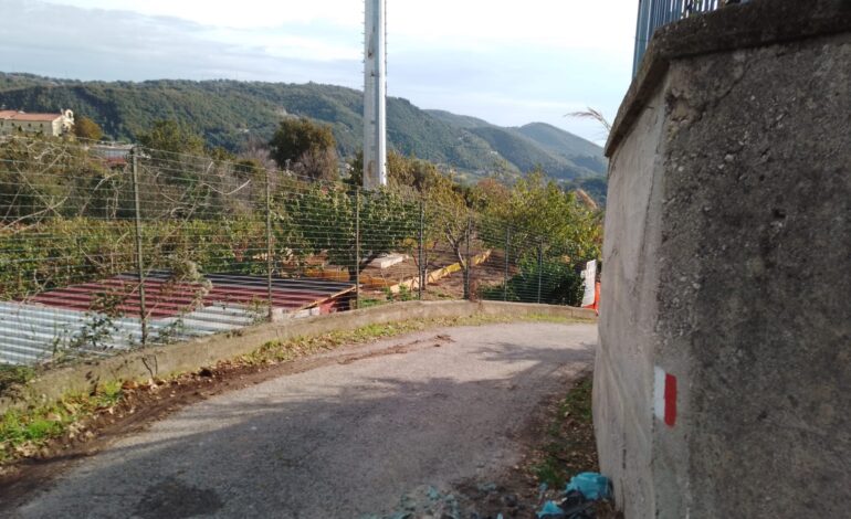 Salerno, antenna telefonica a Bottino di Giovi: petizione e allarme dei residenti
