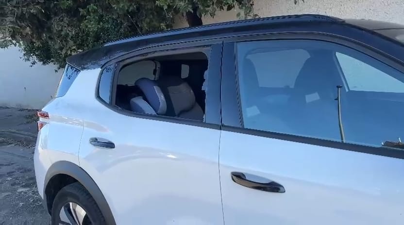 Salerno, auto danneggiate con vetri in frantumi durante la notte a Sant’Eustachio