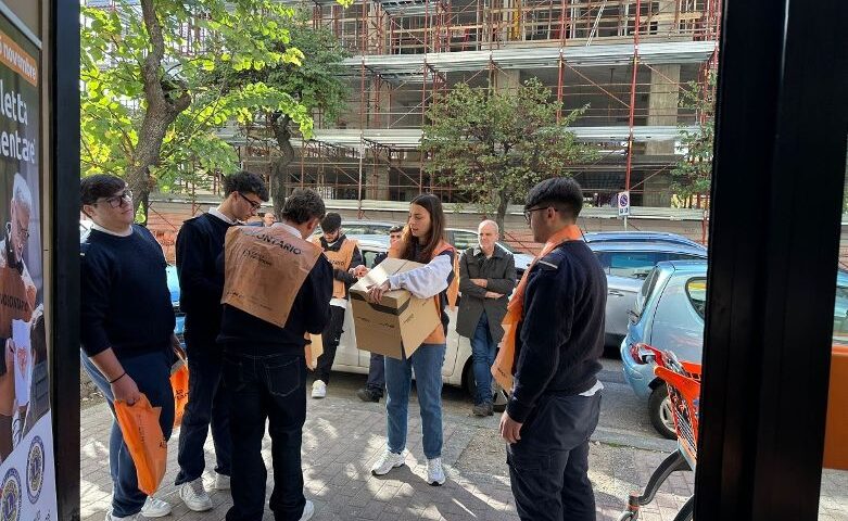 Roadshow di Conlegno, 40mila pasti per il Banco Alimentare della Campania