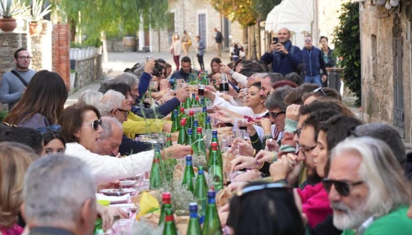 Buon compleanno Dieta Mediterranea: da venerdì a domenica tre giorni di festa tra Acciaroli, Pioppi e Pollica