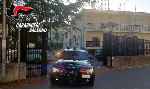 Agropoli, divieto di avvicinamento con braccialetto elettronico per due uomini