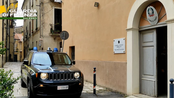 Bancarotta fraudolenta: ai domiciliari 3 imprenditori del settore farmaceutico