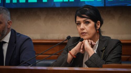 Femminicidio Cava de’ Tirreni, Bilotti (M5s): “Sconvolta. Strage senza fine”