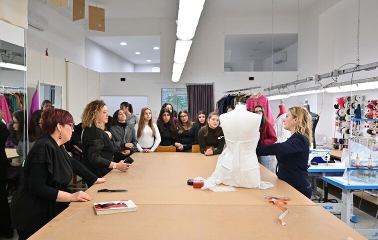 Salerno/Giffoni Sei Casali, “Benvenuti in Atelier”: l’arte della moda apre le porte