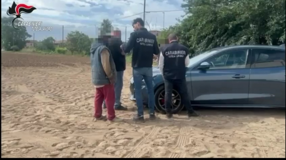 Inchiesta su associazione per delinquere: pratiche false per lavoro stagionale anche a Salerno