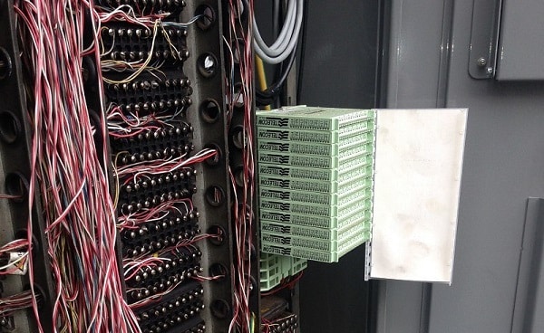 Baronissi, danni a fibra ottica e guasto rete Vodafone da stanotte: 72 ore per il ripristino