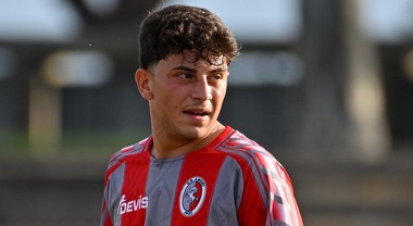 Calciatore dell’Angri accoltellato a Napoli: è grave