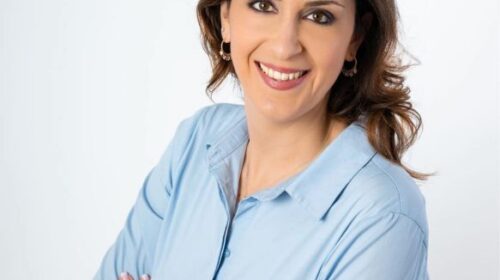Baronissi, la sindaca Anna Petta: “Baronissi prima in graduatoria regionale per il nuovo scuolabus elettrico” Baronissi, la sindaca Anna Petta: “Baronissi prima in graduatoria regionale per il nuovo scuolabus elettrico”