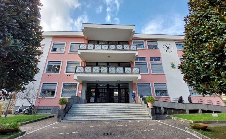 Nocera Superiore, incontro tra Amministrazione  e I.C. “FresaPascoli”. Confermata la piena operatività del plesso di viale Europa per il 2026/27