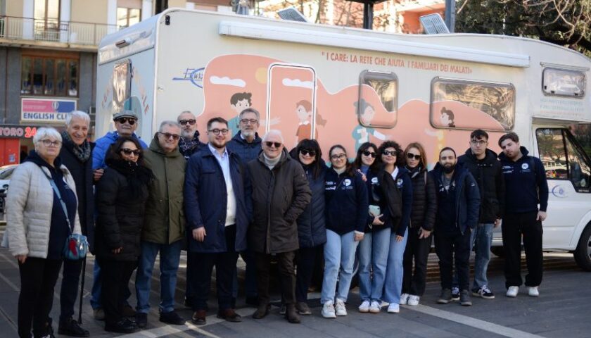 Eboli, presentato il Camper socio-sanitario dell’Associazione Noi Amici dell’Hospice e dell’Ospedale di Eboli