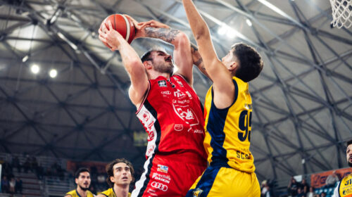 Givova Scafati a due facce, vince Rimini