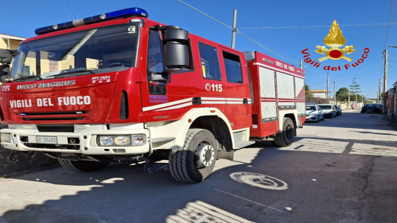 Eboli, a fuoco casa della madre del consigliere comunale