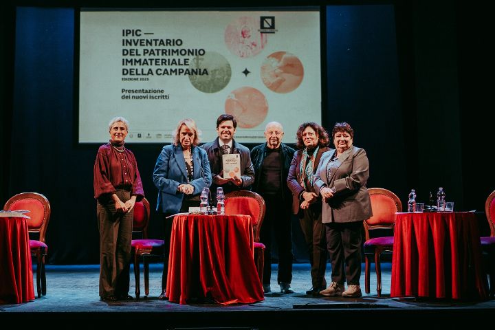 Vietri sul Mare, l’assessore Daniele Benincasa: “Onorati ed orgogliosi per la ceramica vietrese ed i suoi saperi”