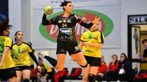 La Jomi Salerno torna al successo: superato Mestrino 29-18 La Jomi Salerno torna al successo: superato Mestrino 29-18