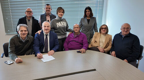 Firmato a Polla il protocollo d’intesa per i corsi Oss gratuiti Firmato a Polla il protocollo d’intesa per i corsi Oss gratuiti