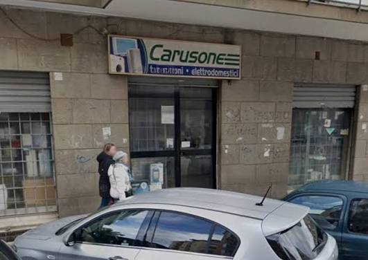 Salerno, chiude i battenti dopo 74 anni il negozio di elettrodomestici Carusone a Torrione