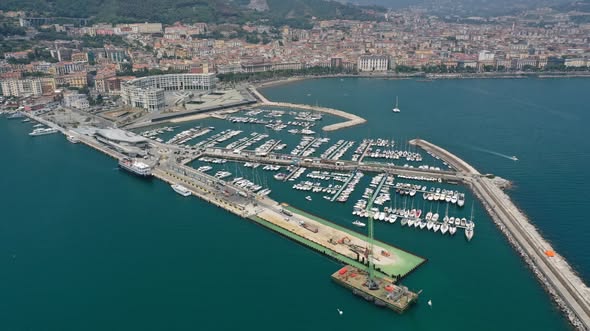 Salerno, conclusi i lavori di prolungamento del Molo Manfredi