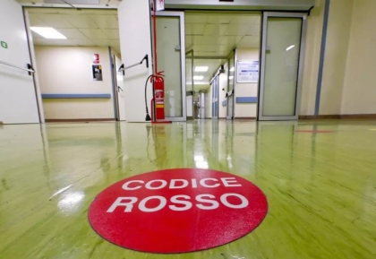 Il rapporto Agenas boccia 51 ospedali in Campania, il dato più alto in Italia