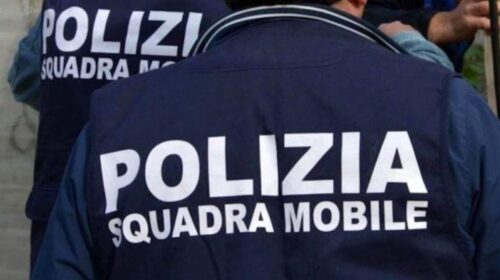 Tabaccaio rapinato in via Mercanti, due arresti