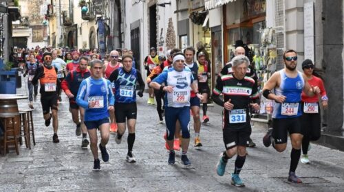 “Vietri e Dintorni”: grande partecipazione alla gara podistica su “Le Vie dei Sentieri”