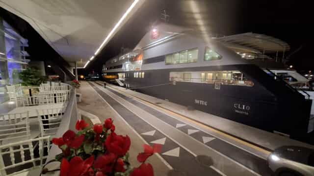 Nave da crociera Clio attracca in anticipo al Molo Manfredi, da oggi a domenica turisti in giro