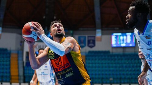 Sabato in Laguna, la Givova Scafati gioca d’anticipo a Mestre