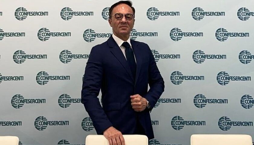 Confesercenti Campania: saldi da domani con un giro d’affari da 660 milioni