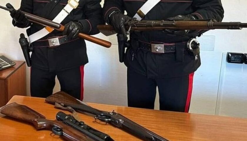 Arsenale di armi e droga nel garage a Sarno: niente sconti per 3 presunti responsabili