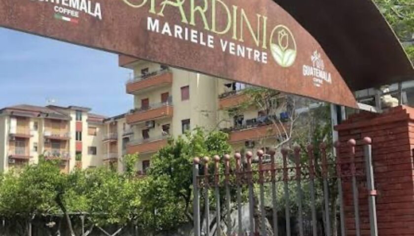 Salerno, prima la denuncia per ricettazione e poi il furto in un chioschetto a Pastena: fermata
