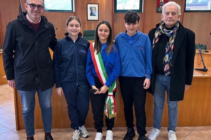 Roccapiemonte, Ginevra Anna Attanasio nuovo sindaco per ragazzi