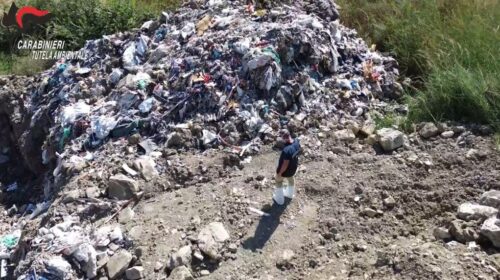Rifiuti: blitz carabinieri: i veleni smaltiti come i Casalesi