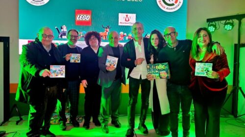 Giocattolo sospeso, grande successo per l’edizione 2026 Giocattolo sospeso, grande successo per l’edizione 2026
