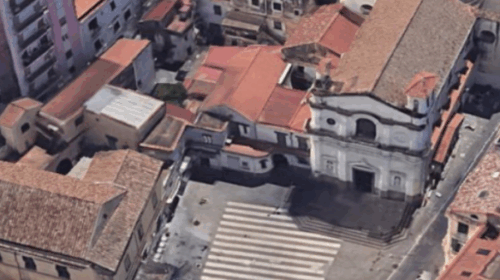 Domani abbattimento dei due elementi abusivi presenti in piazza Corpo di Cristo e via Malet