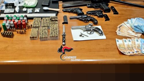 Giffoni Valle Piana, armi e droga: arrestato