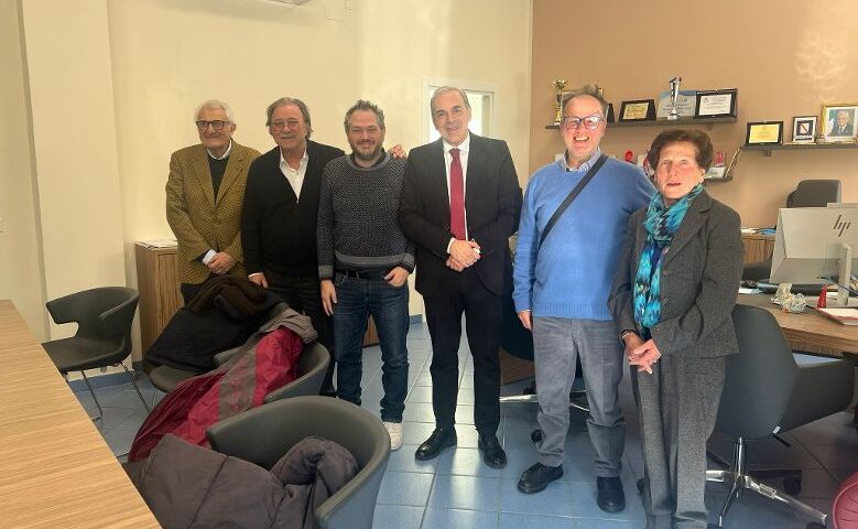 Salerno, incontro tra il comitato Salute e Vita, l’associazione Medicina Democratica e il direttore generale Asl