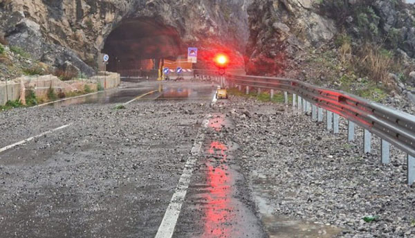 Maltempo, mareggiate nel Cilento: a rischio il comparto turistico