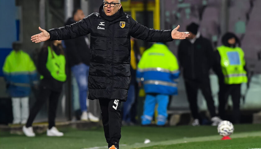 Giugliano, Di Napoli soddisfatto: “Punto meritato all’Arechi, non siamo da ultimo posto”