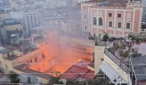 Incendio Sannazaro: la Regione invia Gazebo e volontari a supporto del Comune di Napoli