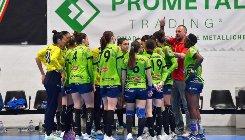 La Jomi Salerno cede al PalaCardella contro Erice: 32-27