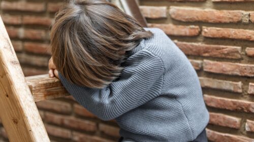 VIOLENTA UNA BAMBINA ED È CONDANNATO A CINQUE ANNI DI RECLUSIONE: MA È AMMISSIBILE?