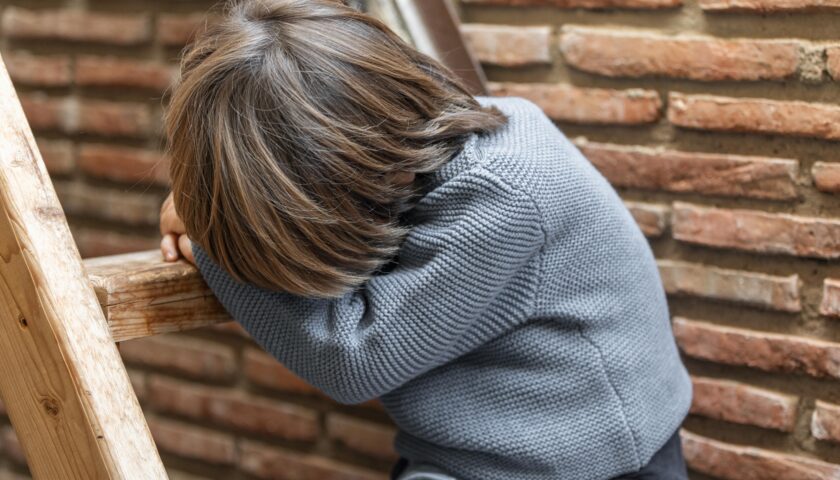 VIOLENTA UNA BAMBINA ED È CONDANNATO A CINQUE ANNI DI RECLUSIONE: MA È AMMISSIBILE?